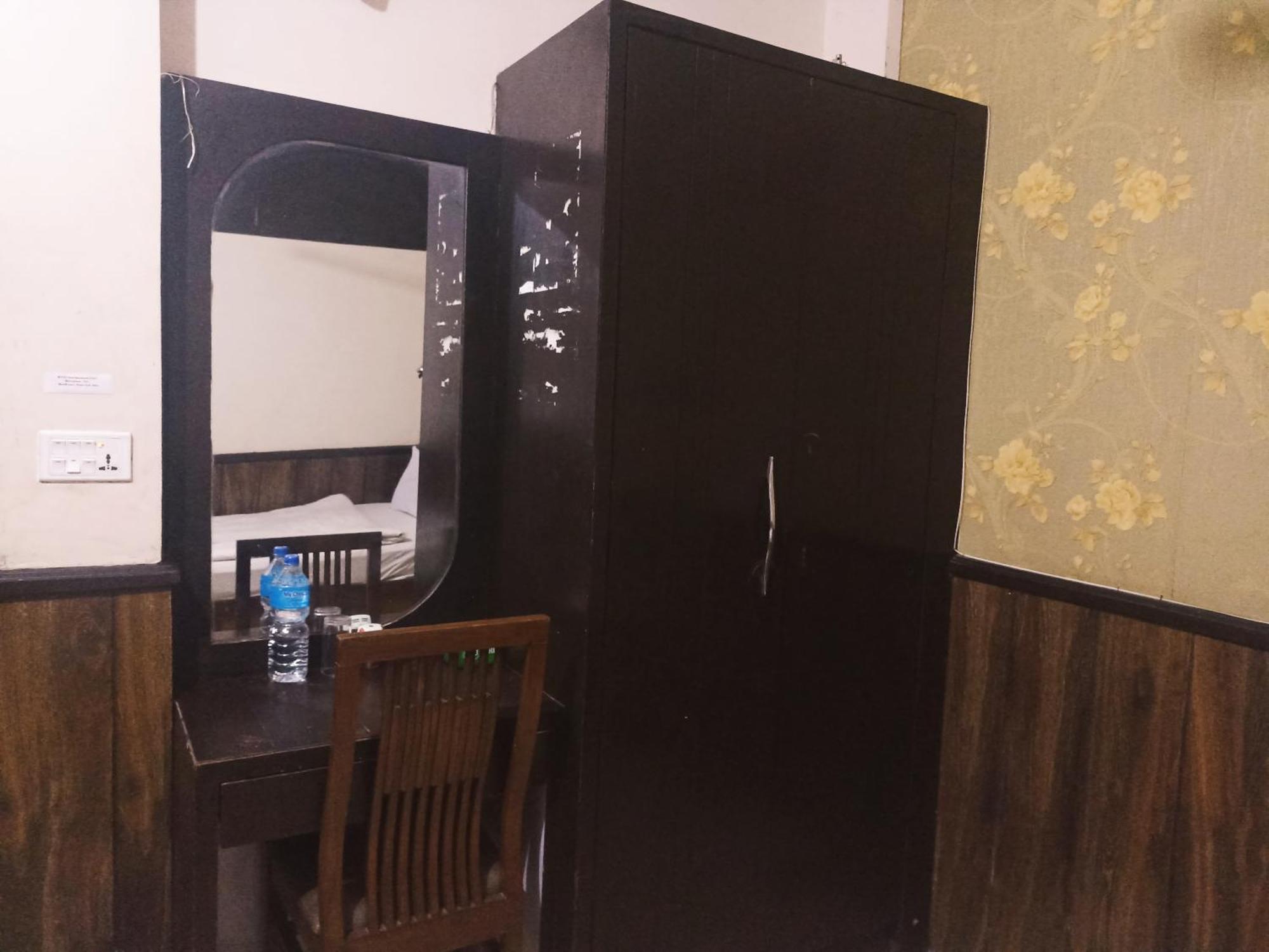 Hotel Prakash International Hetauda Habitación foto